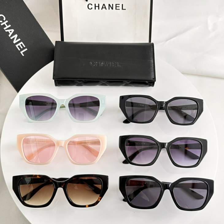Picture of Chanel Sunglasses _SKUfw79398772fw